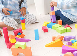 EIP kids playing image